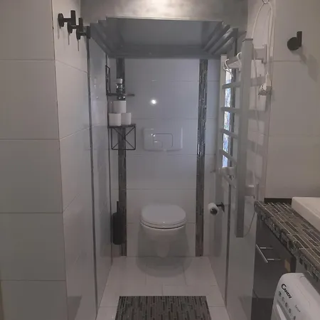La Casa De Grace Апартаменты *
